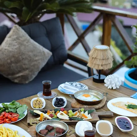 Mavi At Blue Horse * Gumusdere