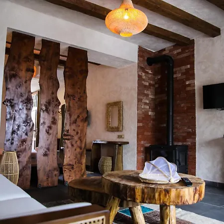 Mavi At Blue Horse Resort *