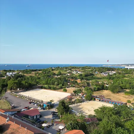 Mavi At Blue Horse Θέρετρο *